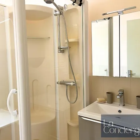 Le Cadre Dore - Parking - Poitierscentre - Laconciergerie - Poitiers